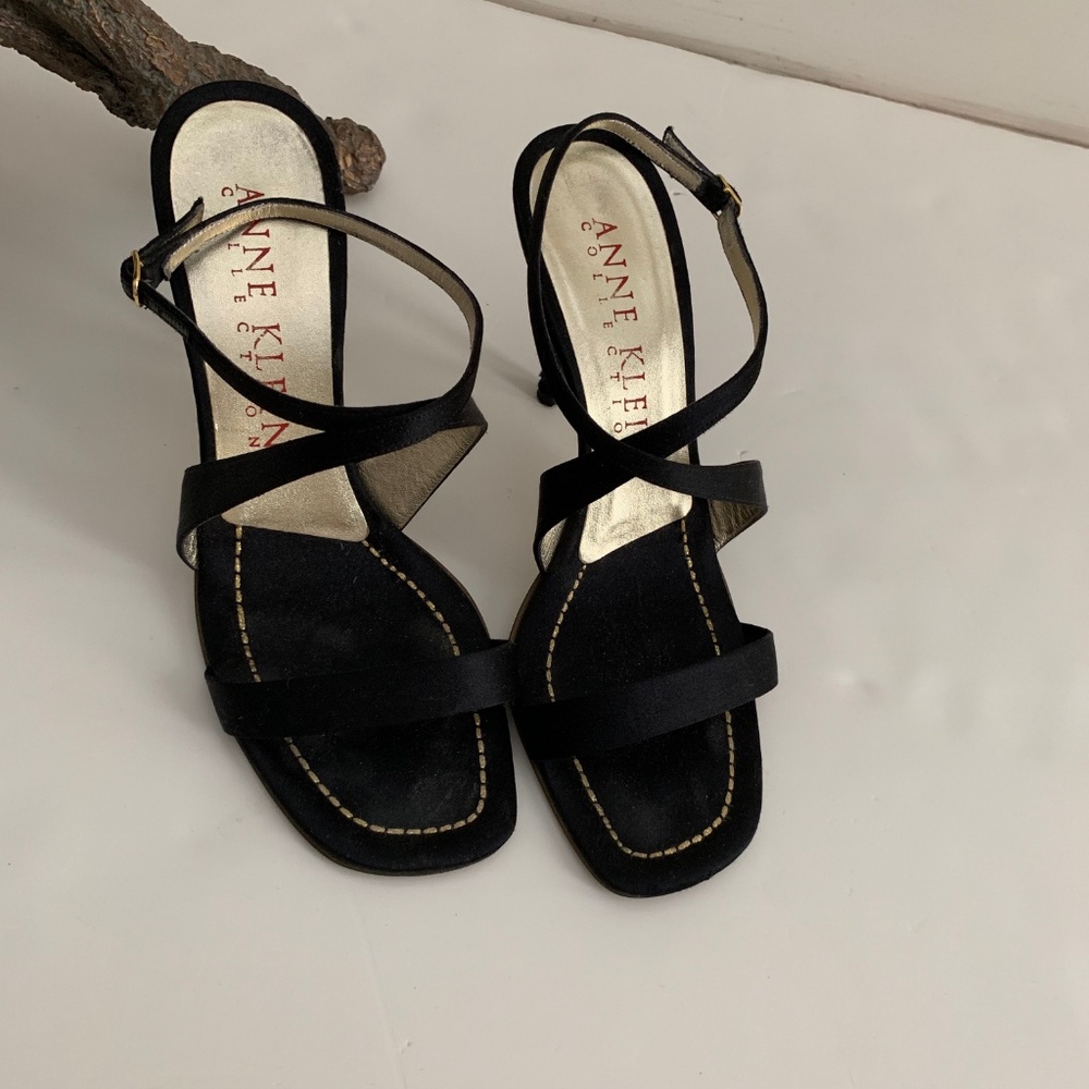 ANNE KLEIN Black Satin Sandals Sz 8 MADE IN Italy Simple but elegant!